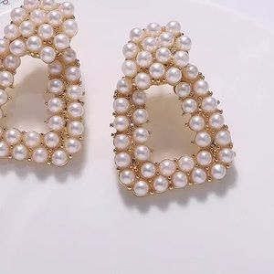Gold Plated Pearl Cluster Gold Cutout Drop Earrings D8